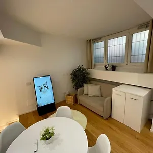 Led House Cadore - Bilocale Zona Centro Appartamento Milano